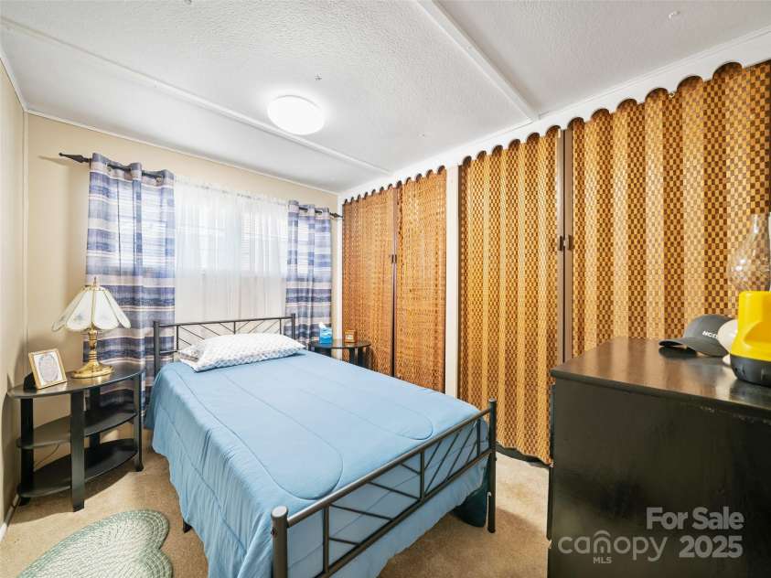 2850 Henson Creek Road, Newland, NC 28657.  MLS# CAR4329735, YatesRealty ID 1191. 