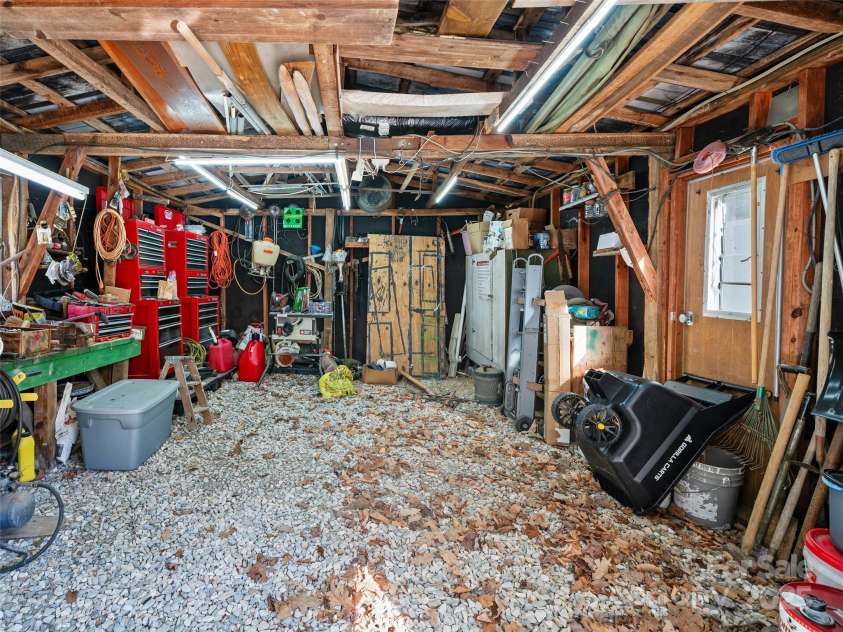 2850 Henson Creek Road, Newland, NC 28657.  MLS# CAR4329735, YatesRealty ID 1191. 