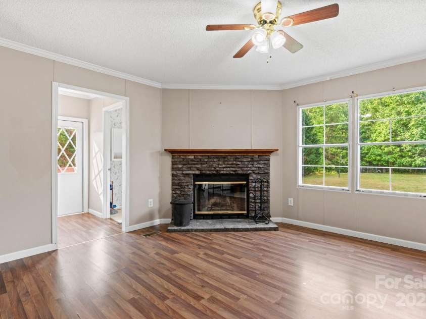 2521 Melvin Propst Drive, Morganton, NC 28655.  MLS# CAR4253897, YatesRealty ID 11910. 