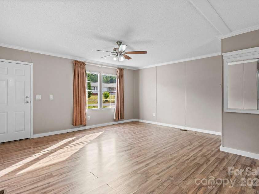 2521 Melvin Propst Drive, Morganton, NC 28655.  MLS# CAR4253897, YatesRealty ID 11910. 