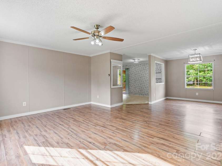 2521 Melvin Propst Drive, Morganton, NC 28655.  MLS# CAR4253897, YatesRealty ID 11910. 