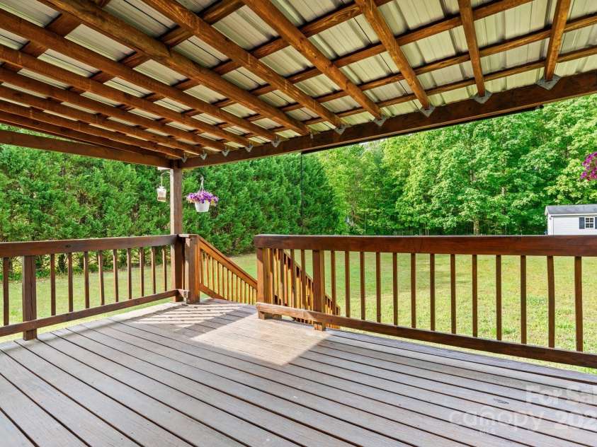 2521 Melvin Propst Drive, Morganton, NC 28655.  MLS# CAR4253897, YatesRealty ID 11910. 