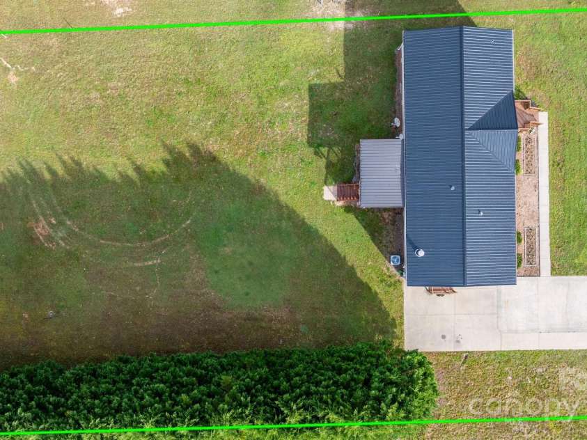 2521 Melvin Propst Drive, Morganton, NC 28655.  MLS# CAR4253897, YatesRealty ID 11910. 