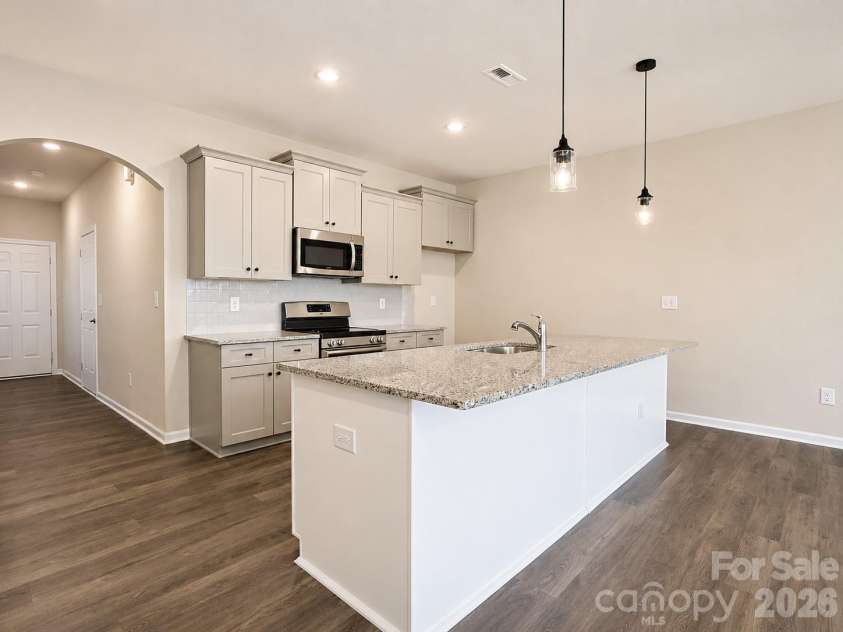 3110 Aberleaf Lane, Charlotte, NC 28227.  MLS# CAR4355993, YatesRealty ID 11910. 