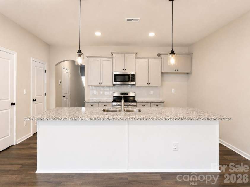 3110 Aberleaf Lane, Charlotte, NC 28227.  MLS# CAR4355993, YatesRealty ID 11910. 