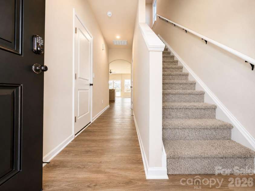 3110 Aberleaf Lane, Charlotte, NC 28227.  MLS# CAR4355993, YatesRealty ID 11910. 