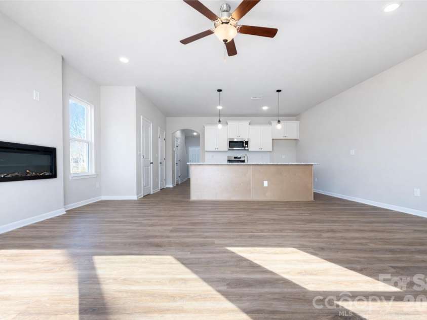 3110 Aberleaf Lane, Charlotte, NC 28227.  MLS# CAR4401558, YatesRealty ID 11910. 