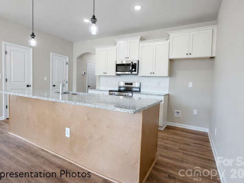 3110 Aberleaf Lane, Charlotte, NC 28227.  MLS# CAR4401558, YatesRealty ID 11910. 