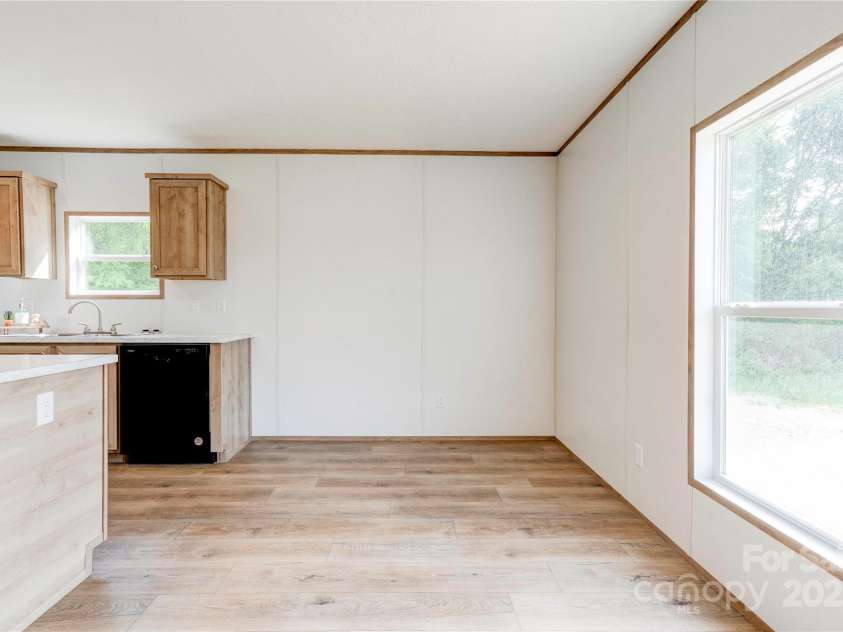 445 Davis Road, Shelby, NC 28152.  MLS# CAR4252996, YatesRealty ID 11912. Dining