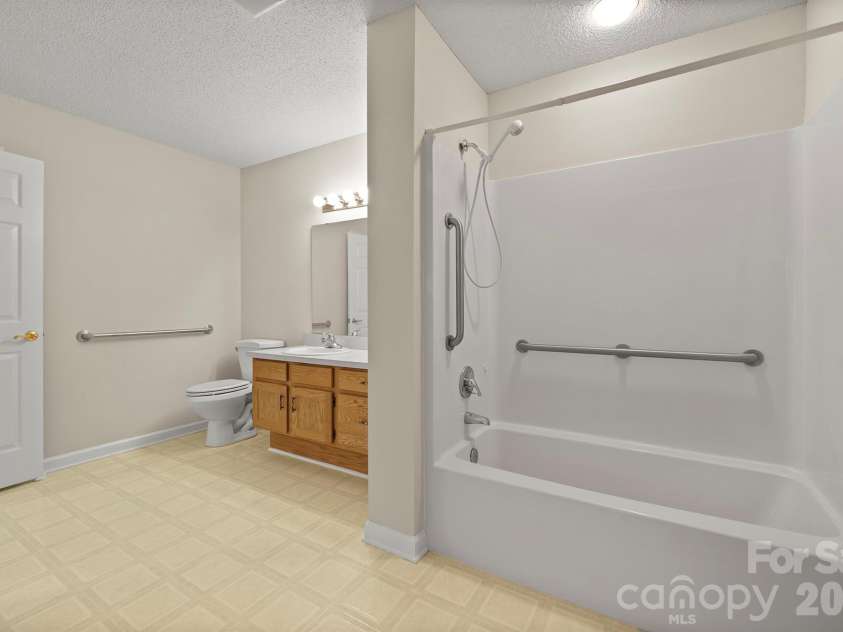 505 2nd Street Place, Conover, NC 28613.  MLS# CAR4342944, YatesRealty ID 11914. 
