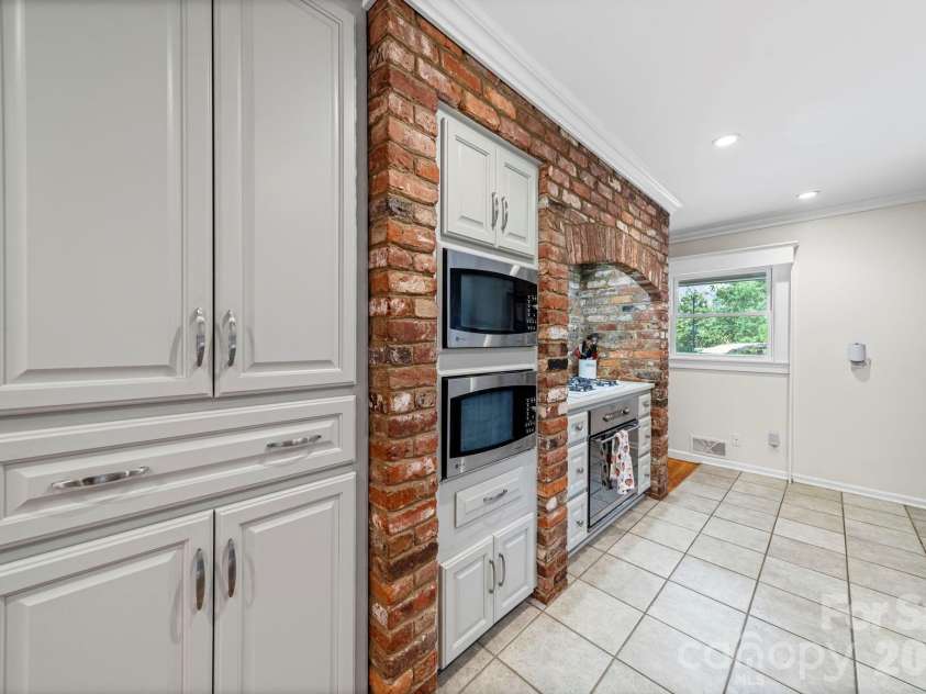 417 Park Ridge Road, Albemarle, NC 28001.  MLS# CAR4365885, YatesRealty ID 11915. 