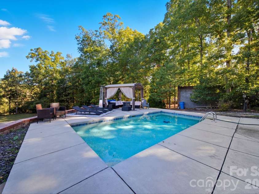 417 Park Ridge Road, Albemarle, NC 28001.  MLS# CAR4365885, YatesRealty ID 11915. 