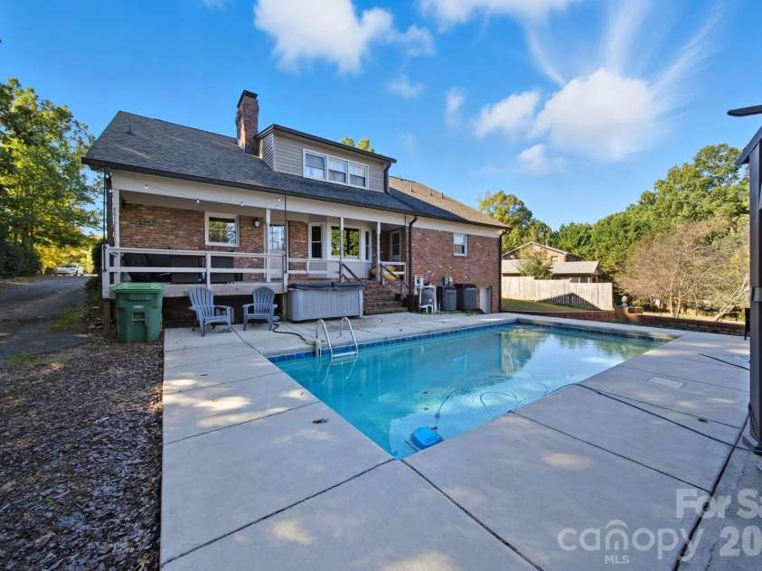 417 Park Ridge Road, Albemarle, NC 28001.  MLS# CAR4365885, YatesRealty ID 11915. 