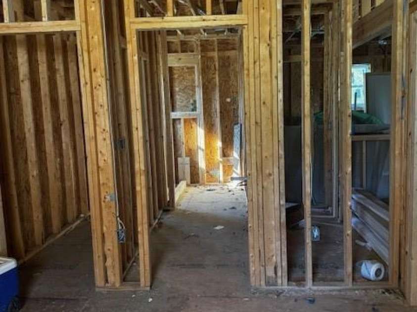 38 Poplar Street, Great Falls, SC 29055.  MLS# CAR4340132, YatesRealty ID 11916. 