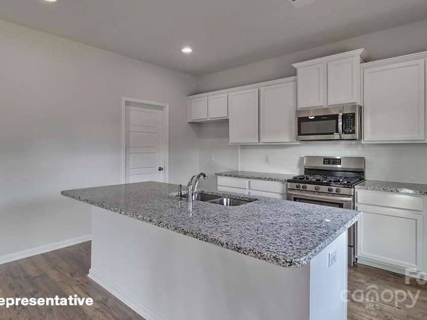 820 Candy Drive, Statesville, NC 28677.  MLS# CAR4257127, YatesRealty ID 11916. 