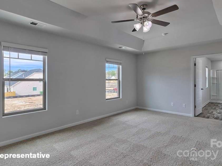 820 Candy Drive, Statesville, NC 28677.  MLS# CAR4257127, YatesRealty ID 11916. 