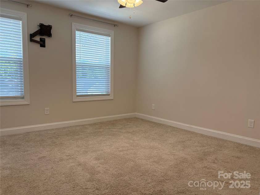 1209 Gaston Avenue, Gastonia, NC 28052.  MLS# CAR4279069, YatesRealty ID 11917. Primary Bedroom