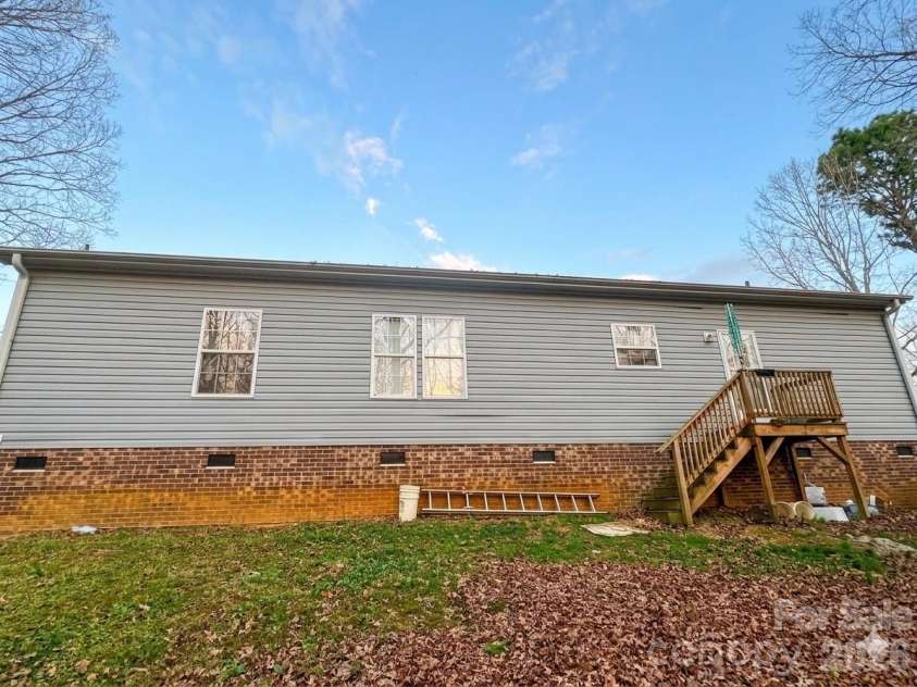 3233 Alamo Drive, Trinity, NC 27370.  MLS# CAR4356868, YatesRealty ID 11918. Back of the Home