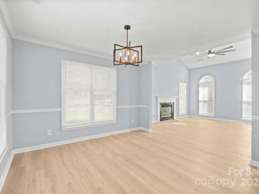 8733 Canter Post Drive, Charlotte, NC 28216.  MLS# CAR4227157, YatesRealty ID 1192. 