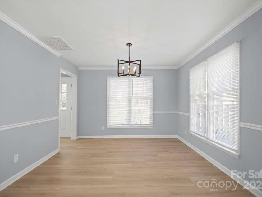 8733 Canter Post Drive, Charlotte, NC 28216.  MLS# CAR4227157, YatesRealty ID 1192. 