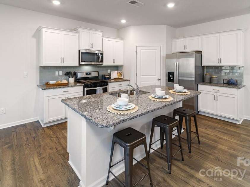 151 Rustling Waters Drive, Mooresville, NC 28117.  MLS# CAR4256007, YatesRealty ID 11920. 