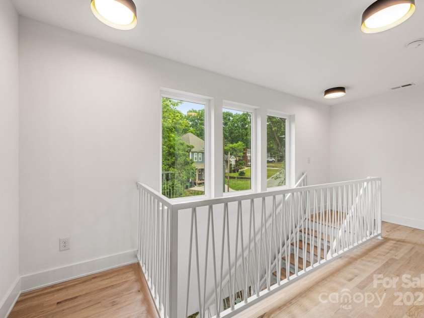 1847 Vinton Street, Charlotte, NC 28216.  MLS# CAR4251133, YatesRealty ID 11921. 