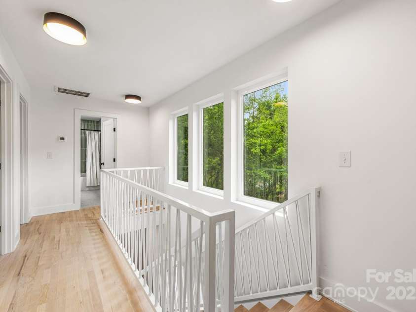 1847 Vinton Street, Charlotte, NC 28216.  MLS# CAR4251133, YatesRealty ID 11921. 