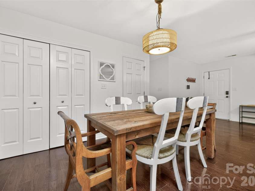 5 1st Street, Belmont, NC 28012.  MLS# CAR4359969, YatesRealty ID 11921. 