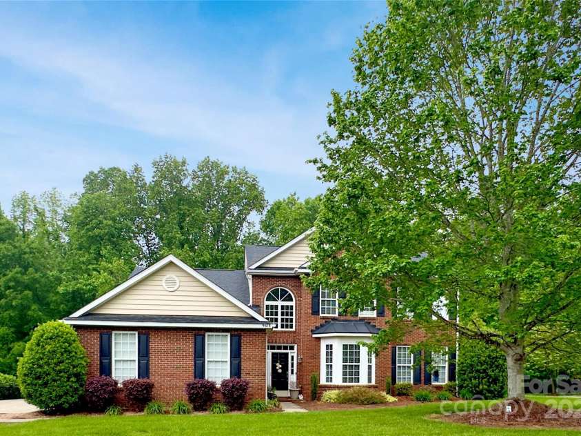 9618 Belloak Lane, Waxhaw, NC 28173.  MLS# CAR4200379, YatesRealty ID 11923. 