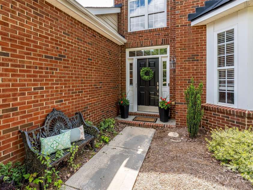 9618 Belloak Lane, Waxhaw, NC 28173.  MLS# CAR4200379, YatesRealty ID 11923. 