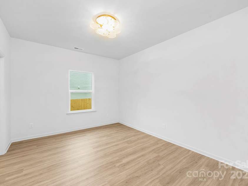 13114 Blacksmith Court, Matthews, NC 28105.  MLS# CAR4207550, YatesRealty ID 11924. 