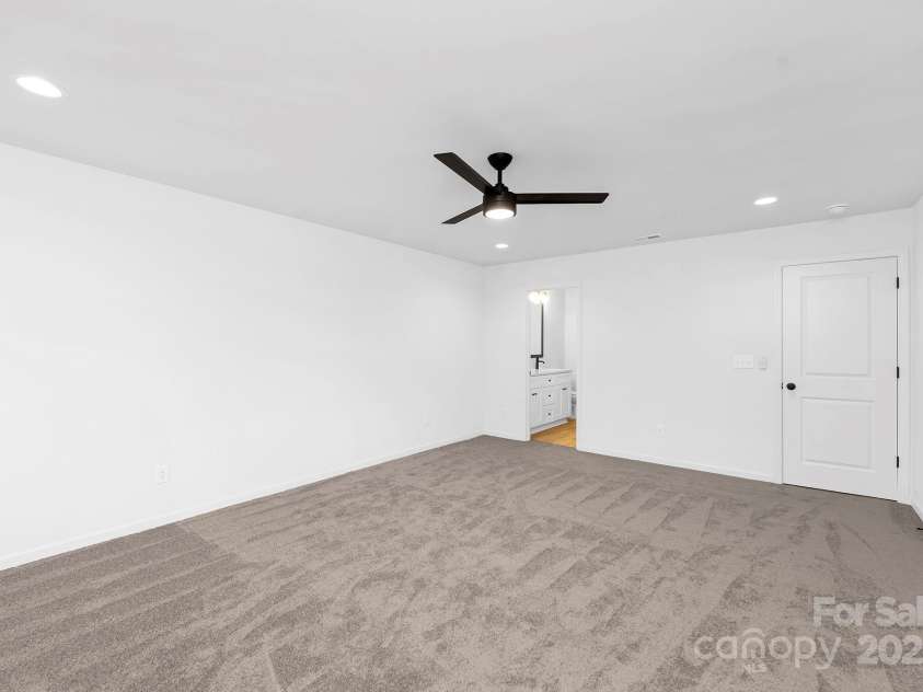 13114 Blacksmith Court, Matthews, NC 28105.  MLS# CAR4207550, YatesRealty ID 11924. 