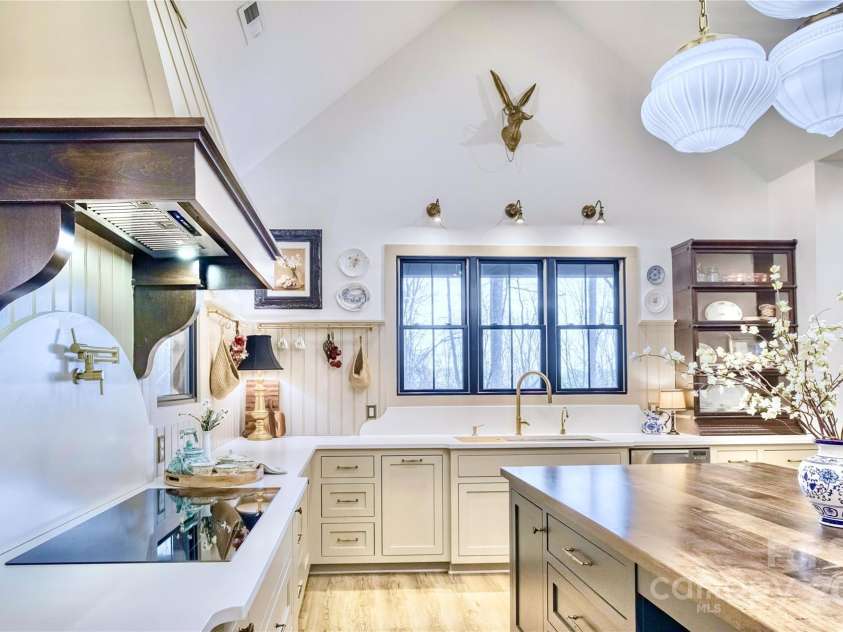 1165 Red Cedar Way, Lenoir, NC 28645.  MLS# CAR4218070, YatesRealty ID 11925. 