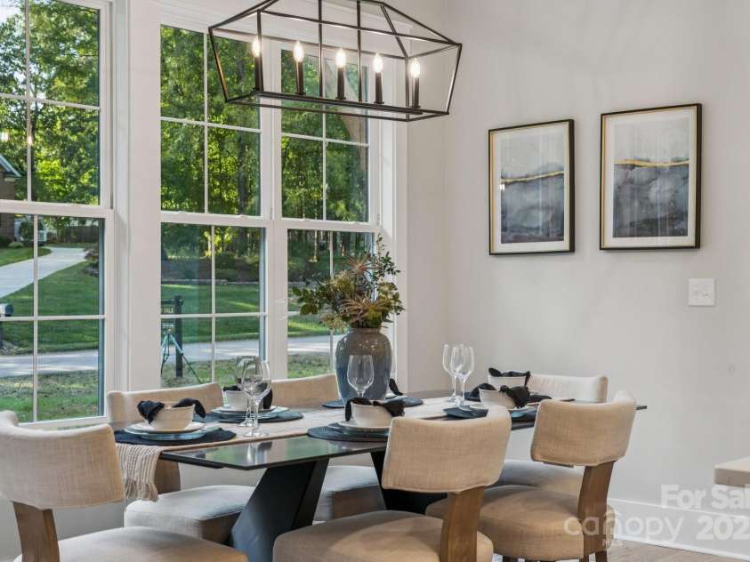 268 Laurel Crest Drive, Kannapolis, NC 28081.  MLS# CAR4291992, YatesRealty ID 11925. Dining Area