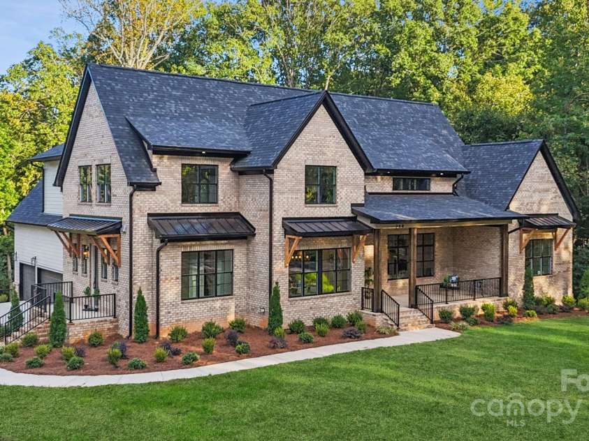 268 Laurel Crest Drive, Kannapolis, NC 28081.  MLS# CAR4291992, YatesRealty ID 11925. Welcome!