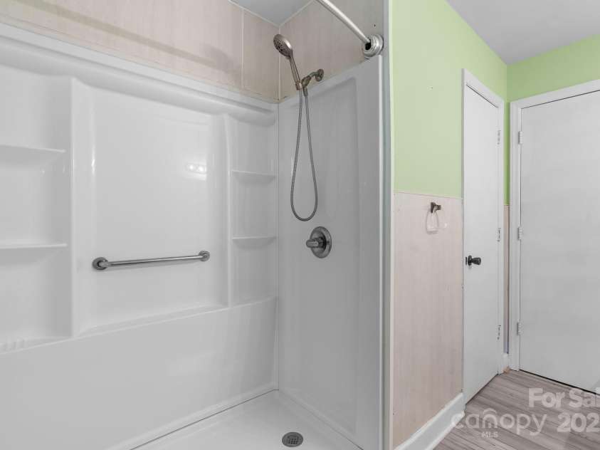 1180 Dusty Oak Lane, Hudson, NC 28638.  MLS# CAR4255989, YatesRealty ID 11927. 