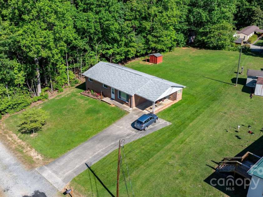 1180 Dusty Oak Lane, Hudson, NC 28638.  MLS# CAR4255989, YatesRealty ID 11927. 