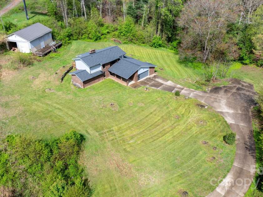 4101 Quarry Estates Road, Hudson, NC 28638.  MLS# CAR4246650, YatesRealty ID 11928. 