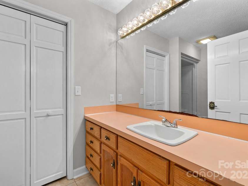 4101 Quarry Estates Road, Hudson, NC 28638.  MLS# CAR4246650, YatesRealty ID 11928. 