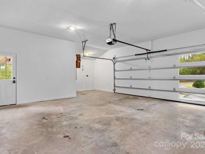 4101 Quarry Estates Road, Hudson, NC 28638.  MLS# CAR4246650, YatesRealty ID 11928. 