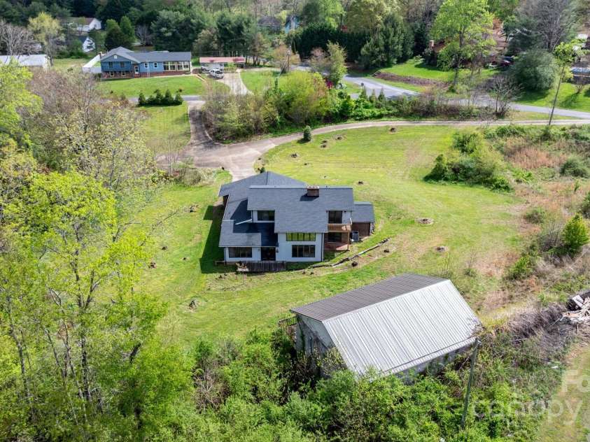 4101 Quarry Estates Road, Hudson, NC 28638.  MLS# CAR4246650, YatesRealty ID 11928. 