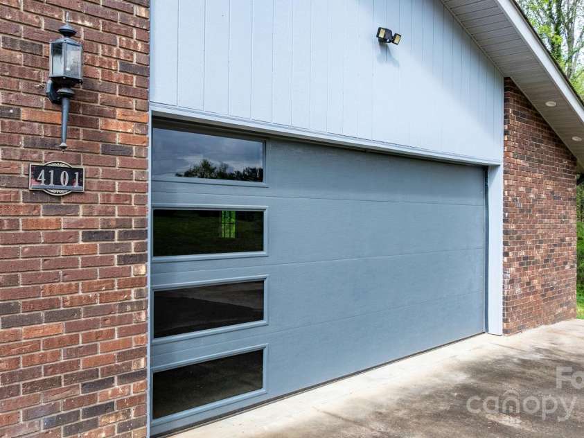 4101 Quarry Estates Road, Hudson, NC 28638.  MLS# CAR4246650, YatesRealty ID 11928. 