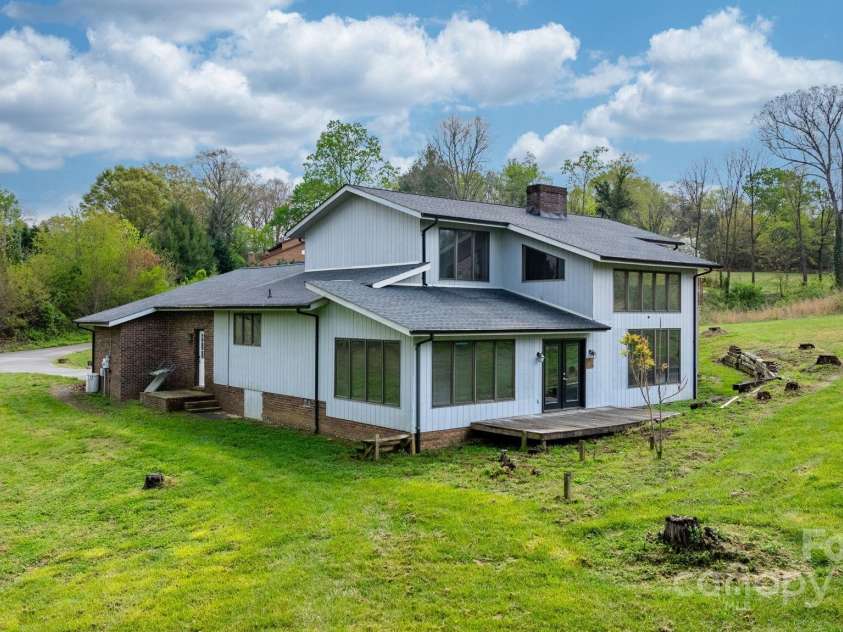 4101 Quarry Estates Road, Hudson, NC 28638.  MLS# CAR4246650, YatesRealty ID 11928. 