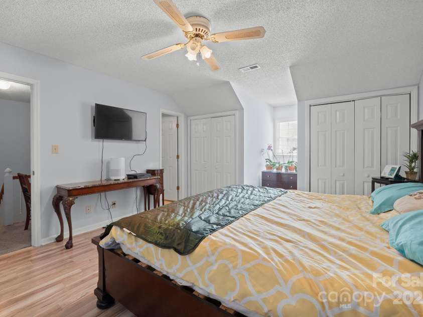 311 Cedar Street, Lincolnton, NC 28092.  MLS# CAR4238246, YatesRealty ID 11932. 