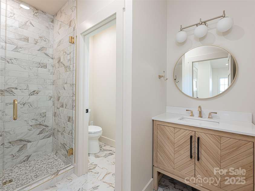 11 Magnolia View Trail, Asheville, NC 28804.  MLS# CAR4239064, YatesRealty ID 11933. 