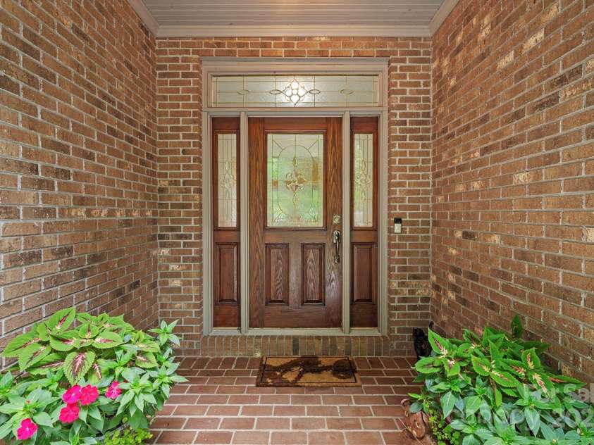 458 Blue Mist Way, Arden, NC 28704.  MLS# CAR4300268, YatesRealty ID 11933. 