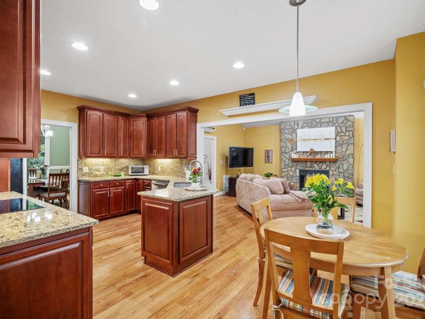 458 Blue Mist Way, Arden, NC 28704.  MLS# CAR4300268, YatesRealty ID 11933. 