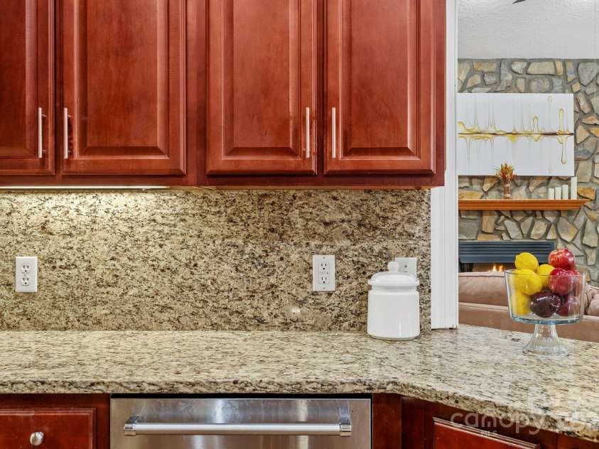 458 Blue Mist Way, Arden, NC 28704.  MLS# CAR4300268, YatesRealty ID 11933. 
