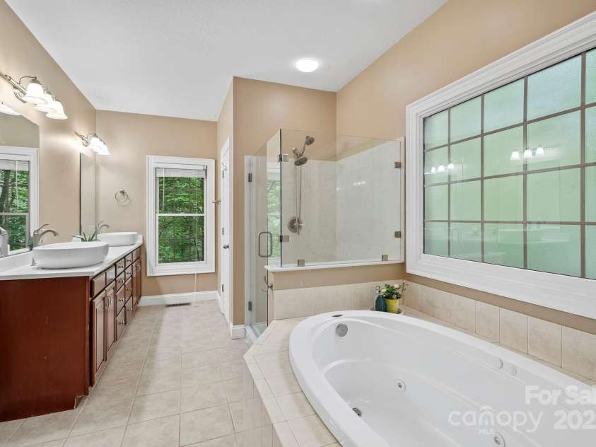 458 Blue Mist Way, Arden, NC 28704.  MLS# CAR4300268, YatesRealty ID 11933. 