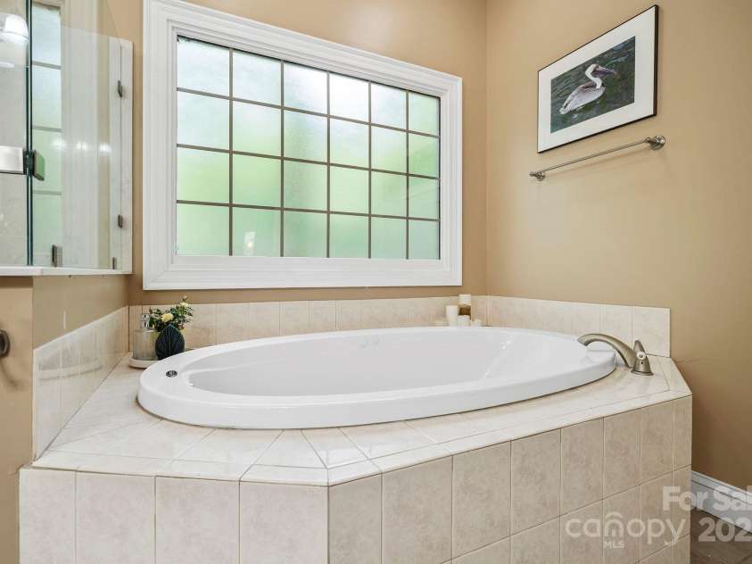 458 Blue Mist Way, Arden, NC 28704.  MLS# CAR4300268, YatesRealty ID 11933. 